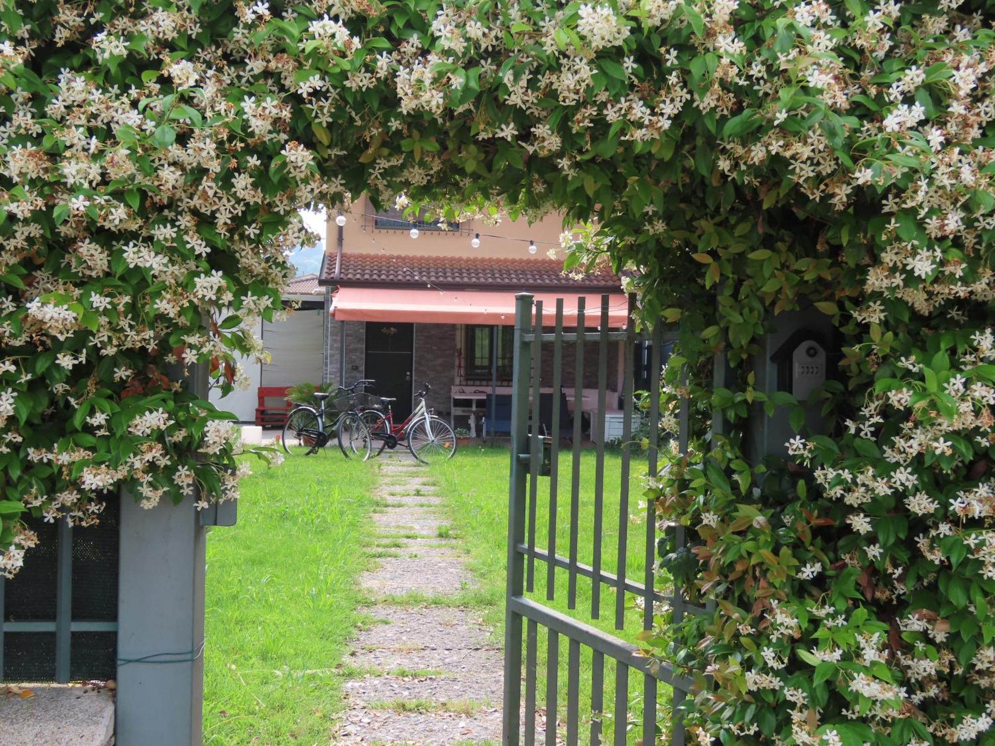 Villa Garda Art&Garden à Volta Mantovana Extérieur photo